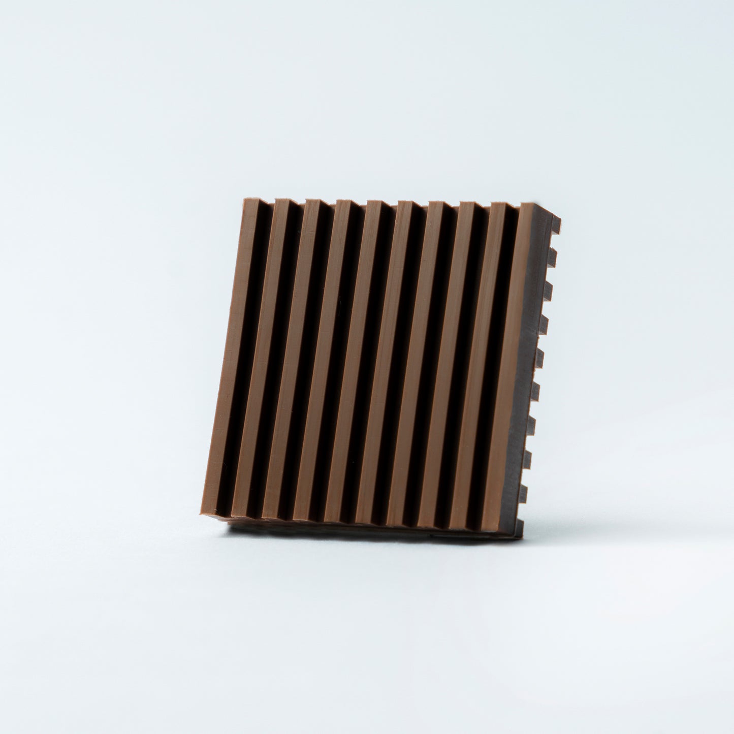 お手軽家電用防振ゴムマット ギザギザヘッド(4個入り) 両面筋入り TI-505