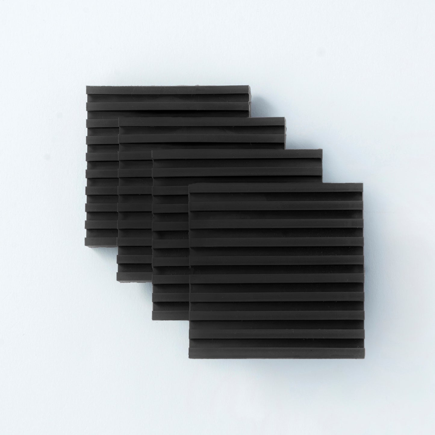 お手軽家電用防振ゴムマット ギザギザヘッド(4個入り) 両面筋入り TI-505