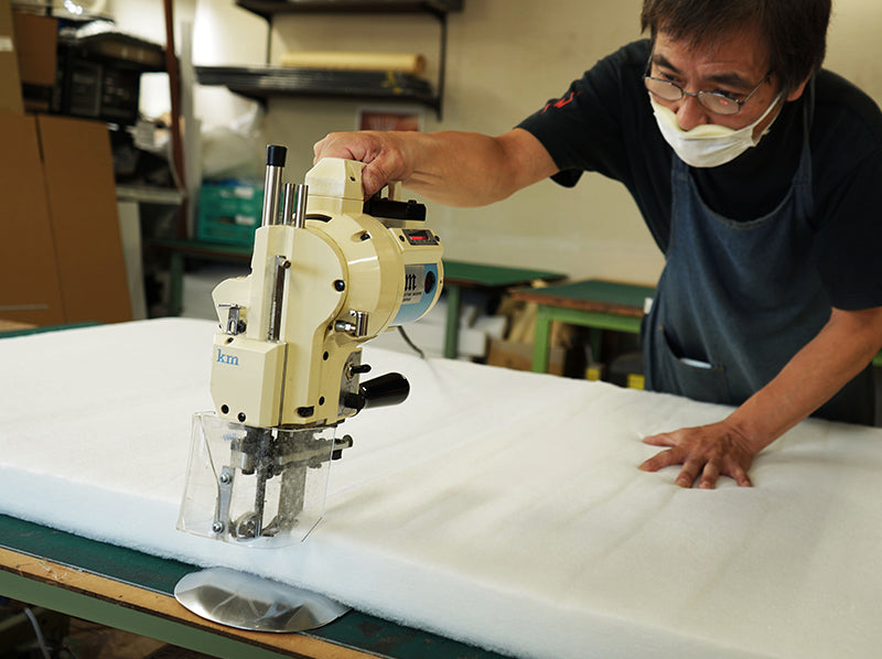 壁にピンを使用できない場合。